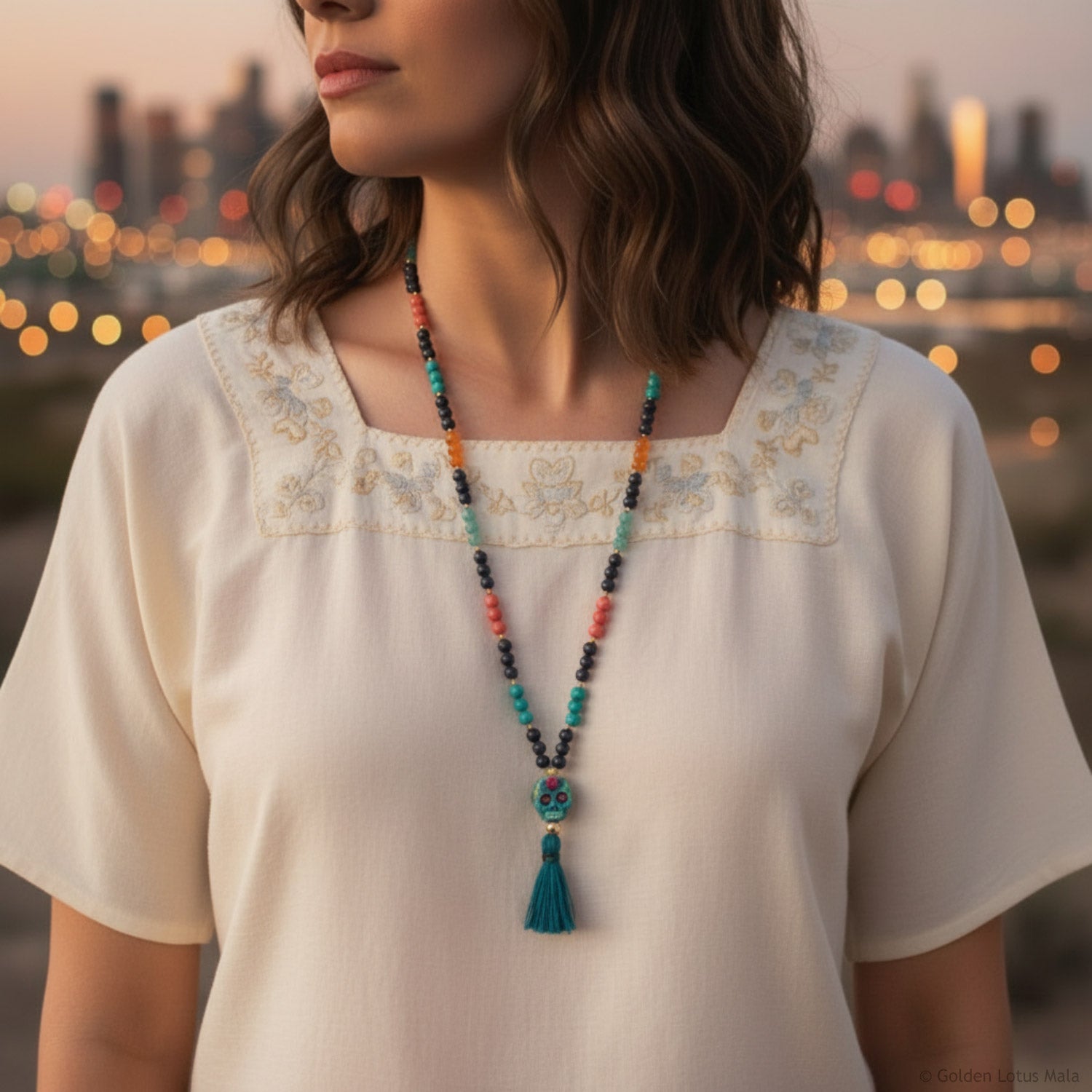 La Vida Eterna Mala Necklace