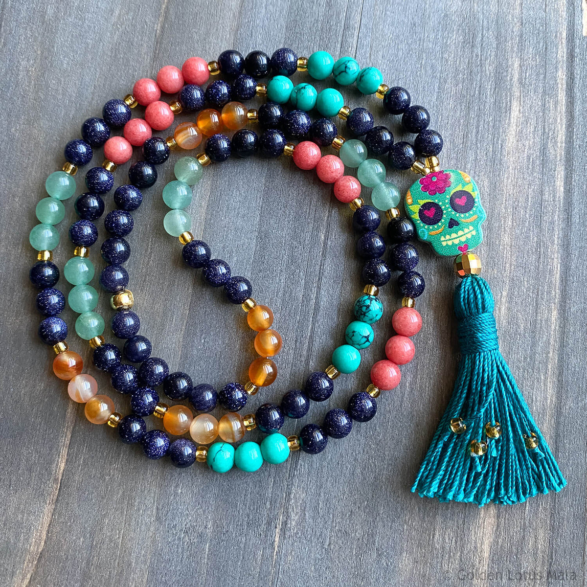 La Vida Eterna Mala Necklace